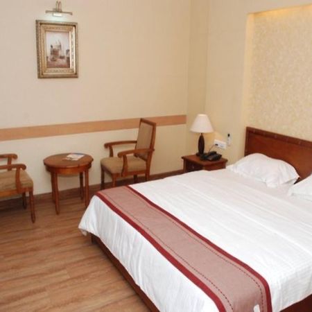 Indian Summer Hotels Pvt Ltd Ludhiana Ngoại thất bức ảnh